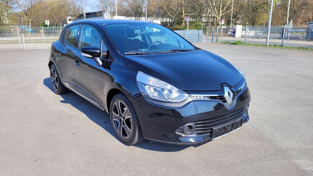 Renault Clio 131.000 km 5.490 &euro; Essen 45356