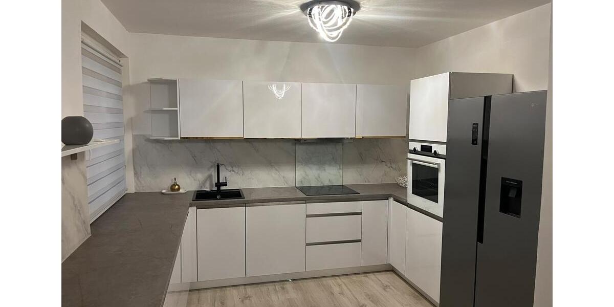 Etagenwohnung Duisburg Duisburg-Mitte - 3 Zimmer, 80 m&sup2;, 1.300&euro; | Angebot:25571232