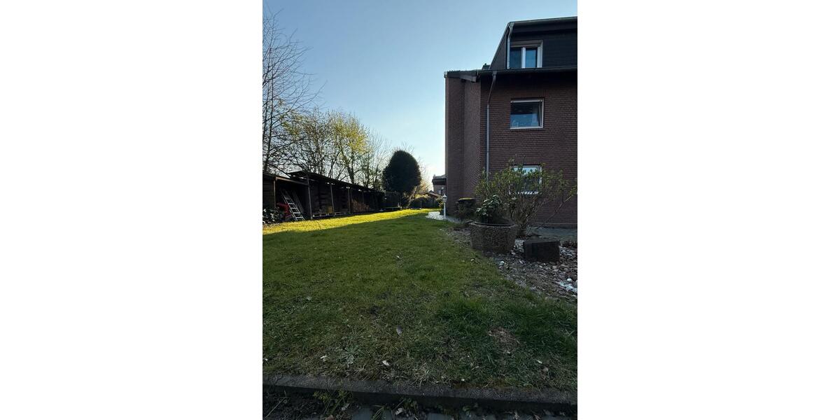 Etagenwohnung Dinslaken Hiesfeld - 3 Zimmer, 81 m&sup2;, 219.000&euro; | Angebot:26023908