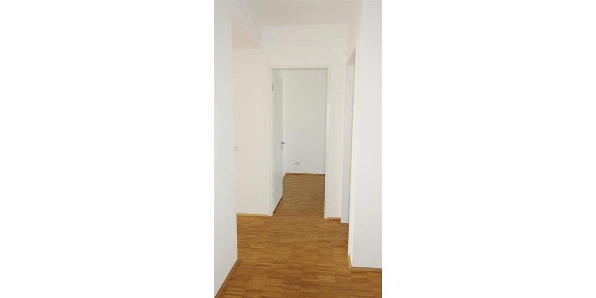 Etagenwohnung Düsseldorf Flingern Nord - 3 Zimmer, 95 m&sup2;, 1.575&euro; | Angebot:25851552