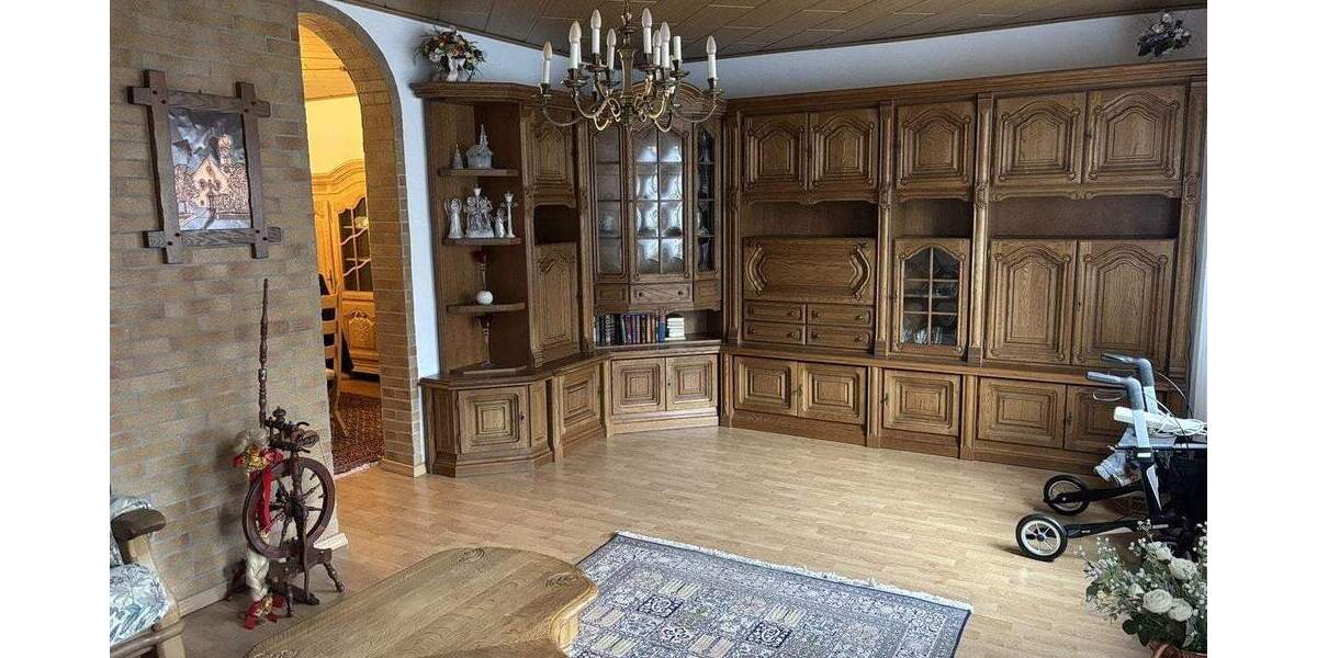 Einfamilienhaus Krefeld Gartenstadt - 4 Zimmer, 127 m&sup2;, 385.000&euro; | Angebot:25693379