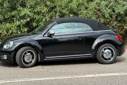 VW Beetle 82.000 km 12.100 &euro; Düsseldorf 40625