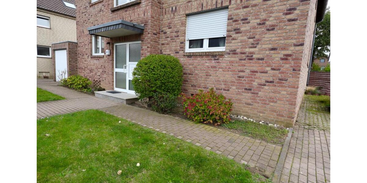 Dachgeschoßwohnung Moers Schwafheim - 2.5 Zimmer, 80 m&sup2;, 214.000&euro; | Angebot:26067794