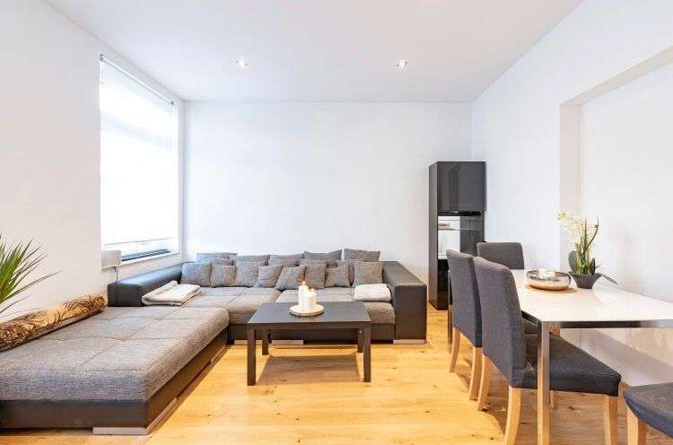 Zimmer Düsseldorf Stadtbezirk 3 - 2 Zimmer, 1.950&euro; | Angebot:24985877