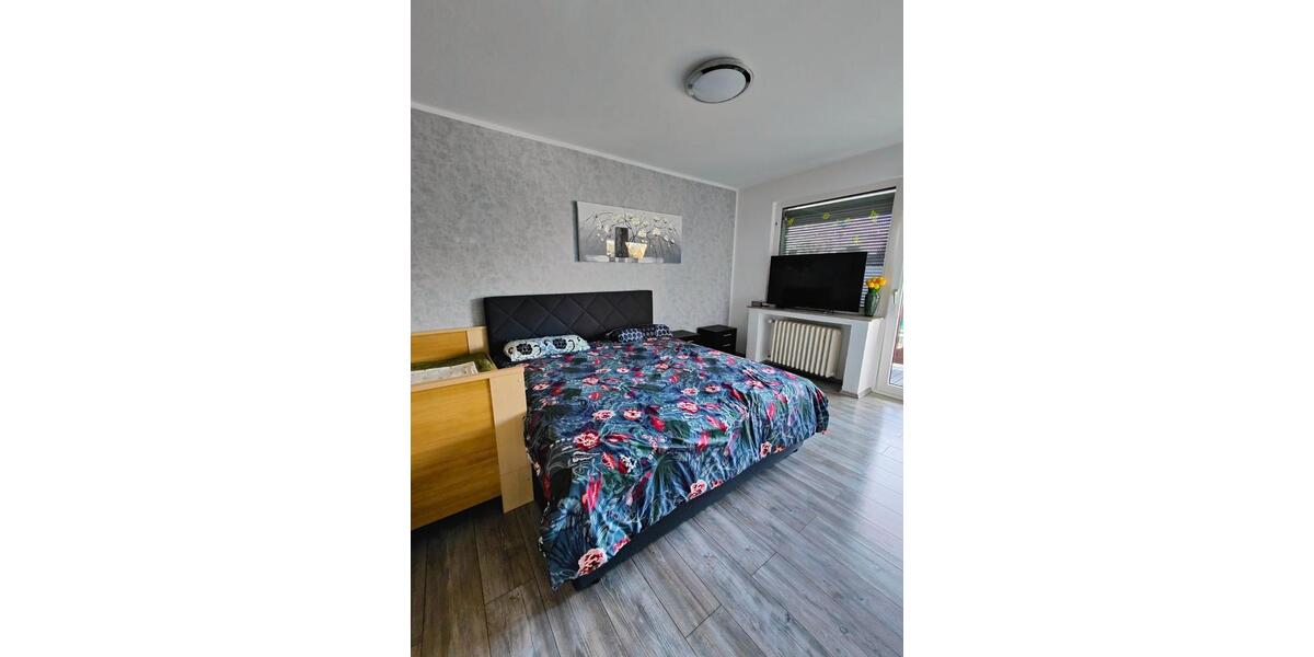 Reihenhaus Duisburg Rheinhausen - 8 Zimmer, 160 m&sup2;, 498.000&euro; | Angebot:25045833