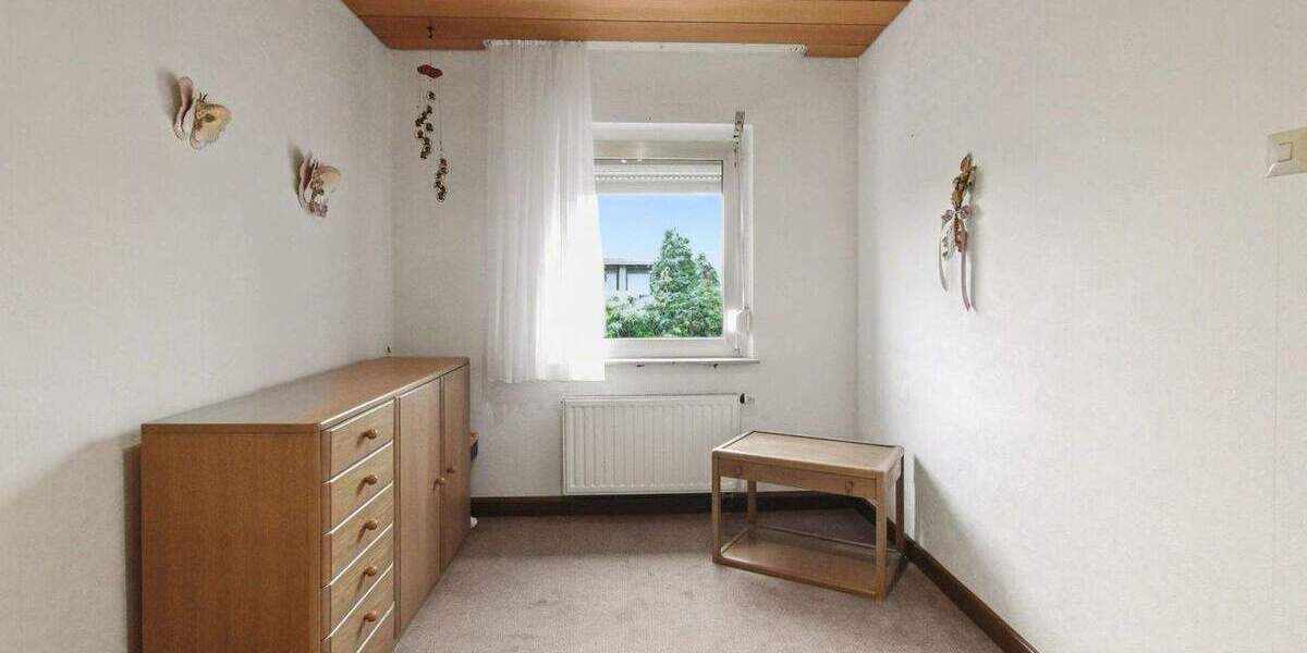Reihenmittelhaus Moers Hochstraß - 3 Zimmer, 83 m&sup2;, 249.000&euro; | Angebot:25773282