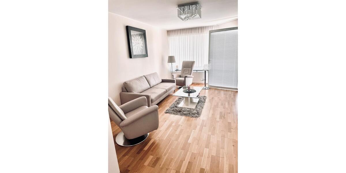 Etagenwohnung Düsseldorf Stadtbezirk 7 - 3 Zimmer, 80 m&sup2;, 1.750&euro; | Angebot:25994176