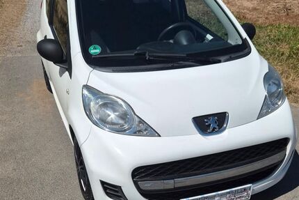Peugeot 107 145.000 km 2.222 &euro; Viersen 41751