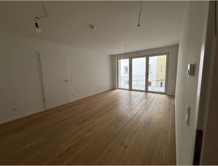 Etagenwohnung Düsseldorf Stadtbezirk 3 - 2 Zimmer, 59 m&sup2;, 1.650&euro; | Angebot:26040815