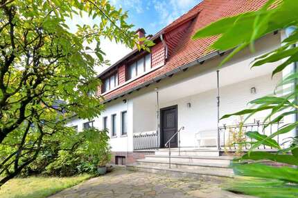 Haus Moers Schwafheim - 9 Zimmer, 320 m&sup2;, 699.000&euro; | Angebot:23630630