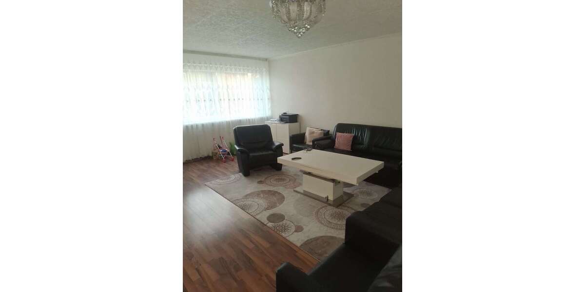 Etagenwohnung Duisburg Rheinhausen - 4 Zimmer, 100 m&sup2;, 701&euro; | Angebot:25775213