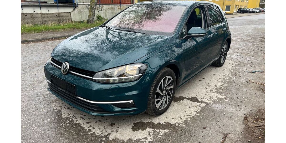 VW Golf 118.980 km 7.900 &euro; Essen 45326