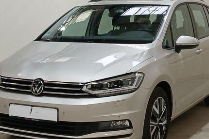 VW Touran 25.000 km 34.999 &euro; Meerbusch 40668