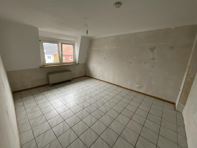 Etagenwohnung Essen Stadtbezirk III - 2 Zimmer, 63 m&sup2;, 519&euro; | Angebot:23031102
