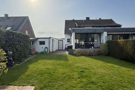 Haus Grefrath - 4 Zimmer, 115 m&sup2;, 1.400&euro; | Angebot:25960118