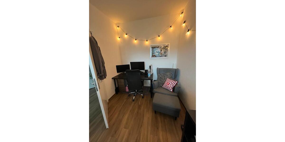 Etagenwohnung Meerbusch Necklenbroich - 3 Zimmer, 67 m&sup2;, 1.256&euro; | Angebot:26476717