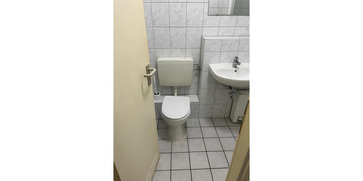 Etagenwohnung Essen Stadtbezirk VI - 1 Zimmer, 23 m&sup2;, 360&euro; | Angebot:25937168