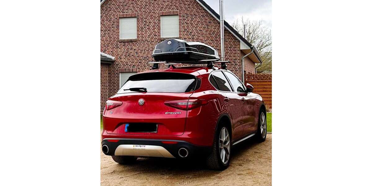 Alfa Romeo Stelvio 108.500 km 21.500 &euro; Bottrop 46242