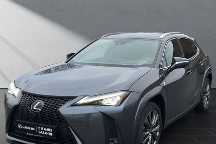 Lexus UX 65.904 km 31.950 &euro; Wesel 46485