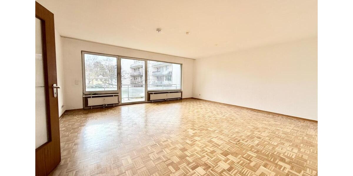 Erdgeschoßwohnung Düsseldorf Stadtbezirk 6 - 3 Zimmer, 93 m&sup2;, 1.200&euro; | Angebot:23762122
