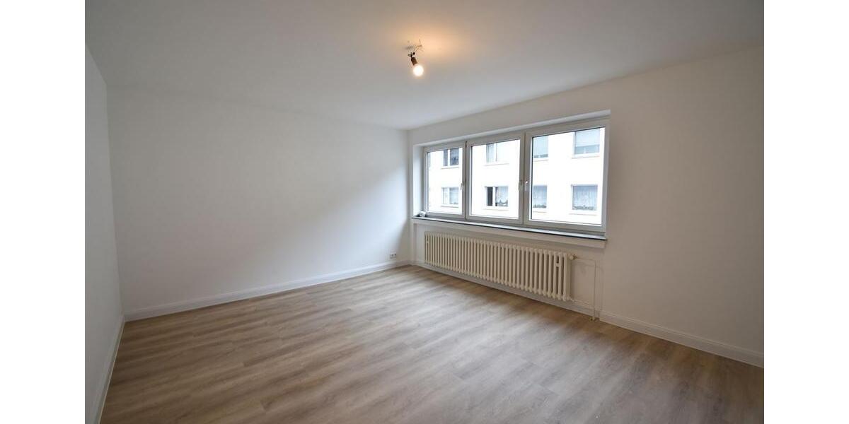Etagenwohnung Essen Stadtbezirk III - 2 Zimmer, 61 m&sup2;, 525&euro; | Angebot:18526677