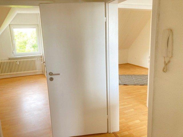 Dachgeschoßwohnung Mülheim an der Ruhr Menden-Holthausen - 2 Zimmer, 52 m&sup2;, 380&euro; | Angebot:26696765