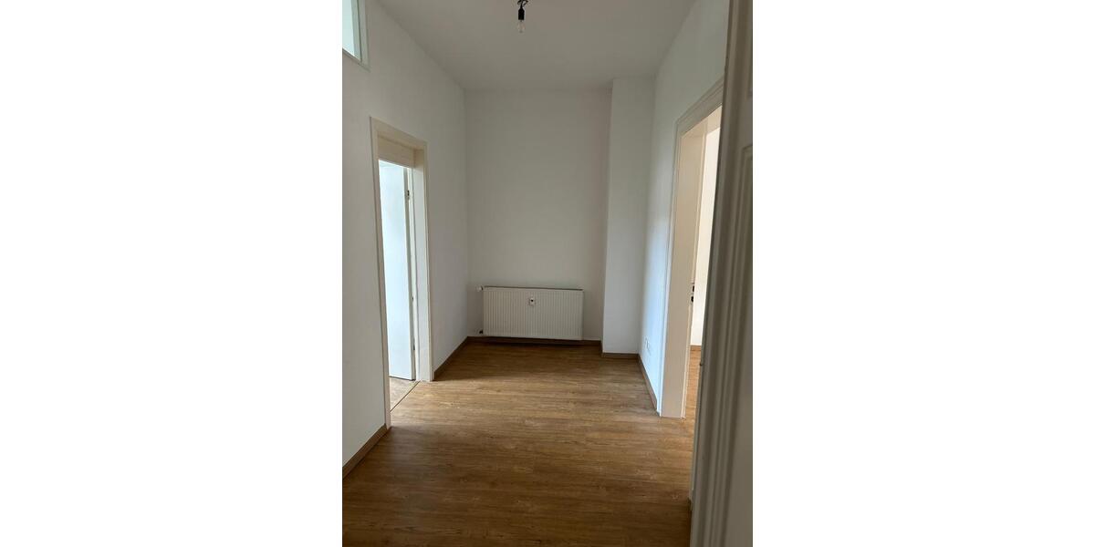 Etagenwohnung Essen Stadtbezirk III - 4 Zimmer, 94 m&sup2;, 850&euro; | Angebot:25640069