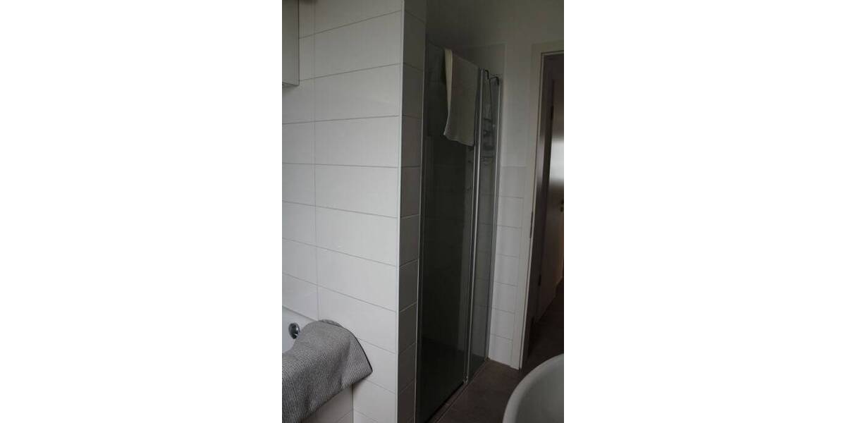 Etagenwohnung Neukirchen-Vluyn Neukirchen - 3 Zimmer, 101 m&sup2;, 1.200&euro; | Angebot:26703076