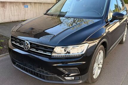 VW Tiguan 61.000 km 20.300 &euro; Krefeld 47829