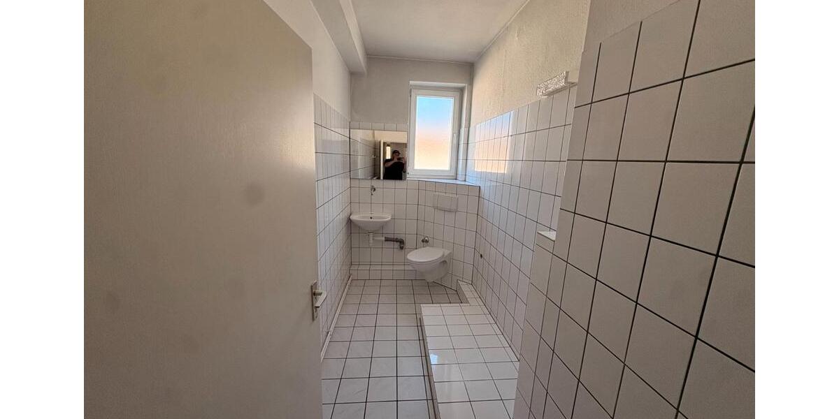 Etagenwohnung Nettetal - 5 Zimmer, 103 m&sup2;, 900&euro; | Angebot:26635698