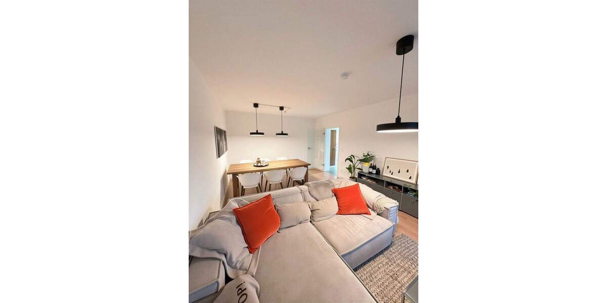 Etagenwohnung Krefeld Bockum - 2 Zimmer, 64 m&sup2;, 239.000&euro; | Angebot:25804147