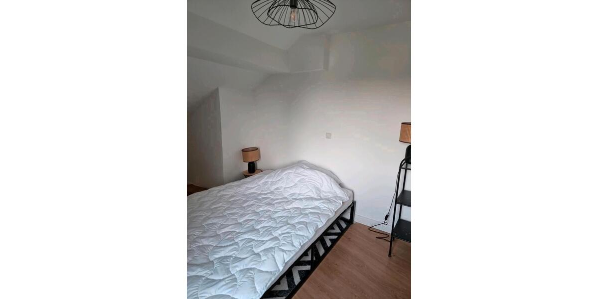 Dachgeschoßwohnung Düsseldorf Stadtbezirk 7 - 2 Zimmer, 39 m&sup2;, 730&euro; | Angebot:25934351