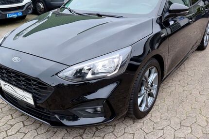Ford Focus 153.000 km 9.950 &euro; Krefeld 47799