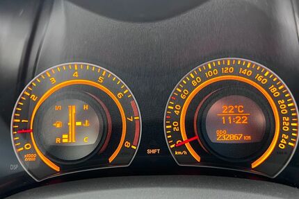 Toyota Auris 230.000 km 2.850 &euro; Düsseldorf 40477