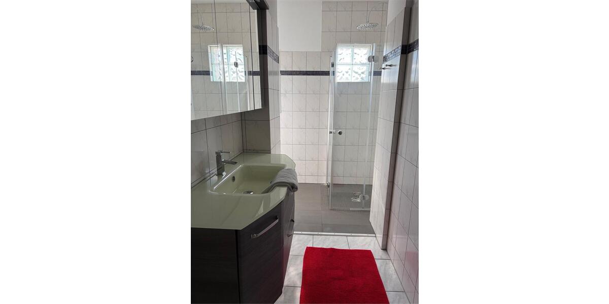 Etagenwohnung Duisburg Mittelmeiderich - 2.5 Zimmer, 70 m&sup2;, 800&euro; | Angebot:26676660