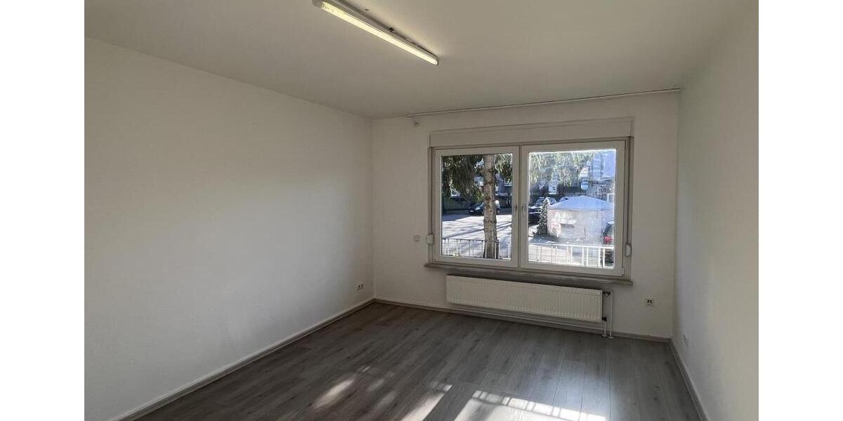 Erdgeschoßwohnung Duisburg Duisburg-Mitte - 3 Zimmer, 65 m&sup2;, 519&euro; | Angebot:25893201