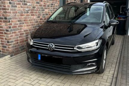 VW Touran 119.697 km 18.300 &euro; Kerken 47647
