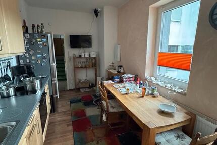 Wohnung Krefeld - 2.5 Zimmer, 60 m&sup2;, 400&euro; | Angebot:26701728