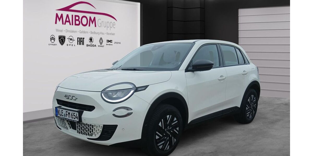 Fiat 600 15.745 km 25.490 &euro; Kevelaer 47623