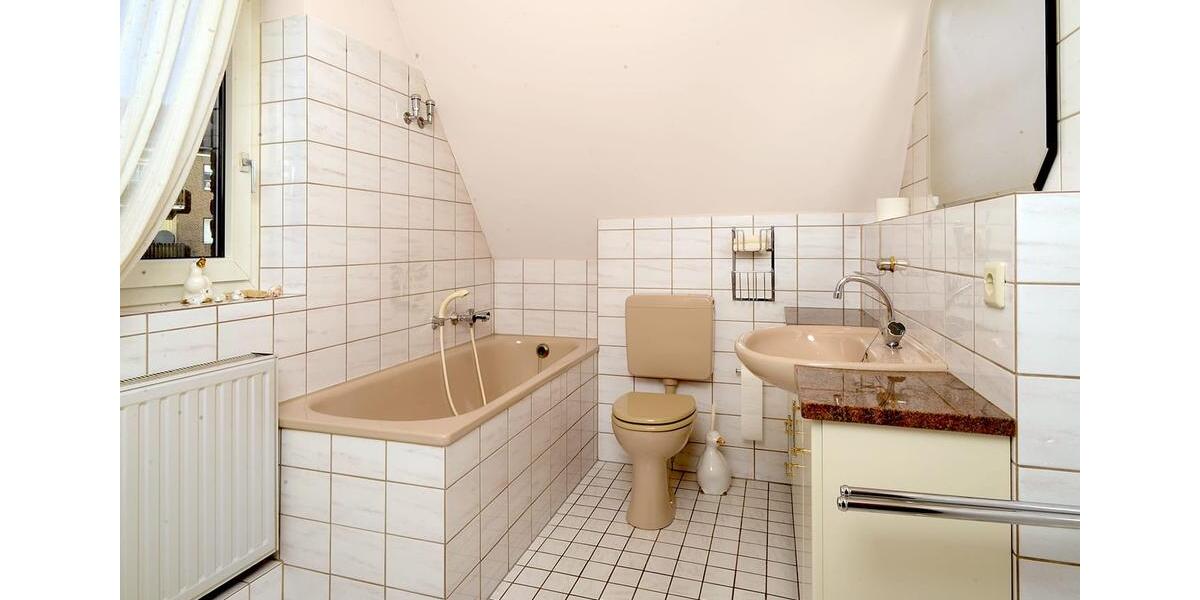 Einfamilienhaus Nettetal - 3 Zimmer, 122 m&sup2;, 350.000&euro; | Angebot:20368533