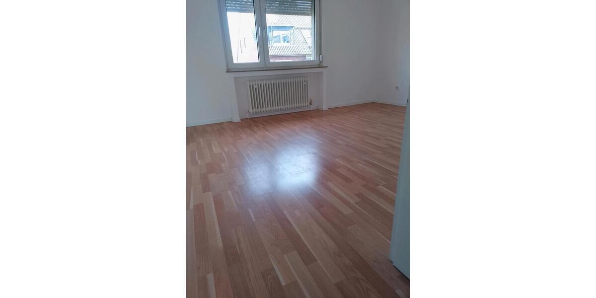 Etagenwohnung Oberhausen Biefang - 4 Zimmer, 98 m&sup2;, 860&euro; | Angebot:26640765