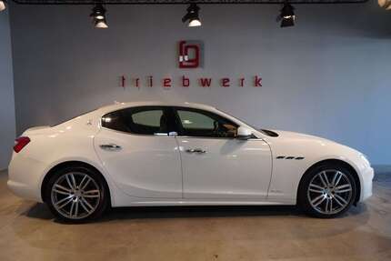 Maserati Ghibli 39.000 km 35.941 &euro; Duisburg 47228