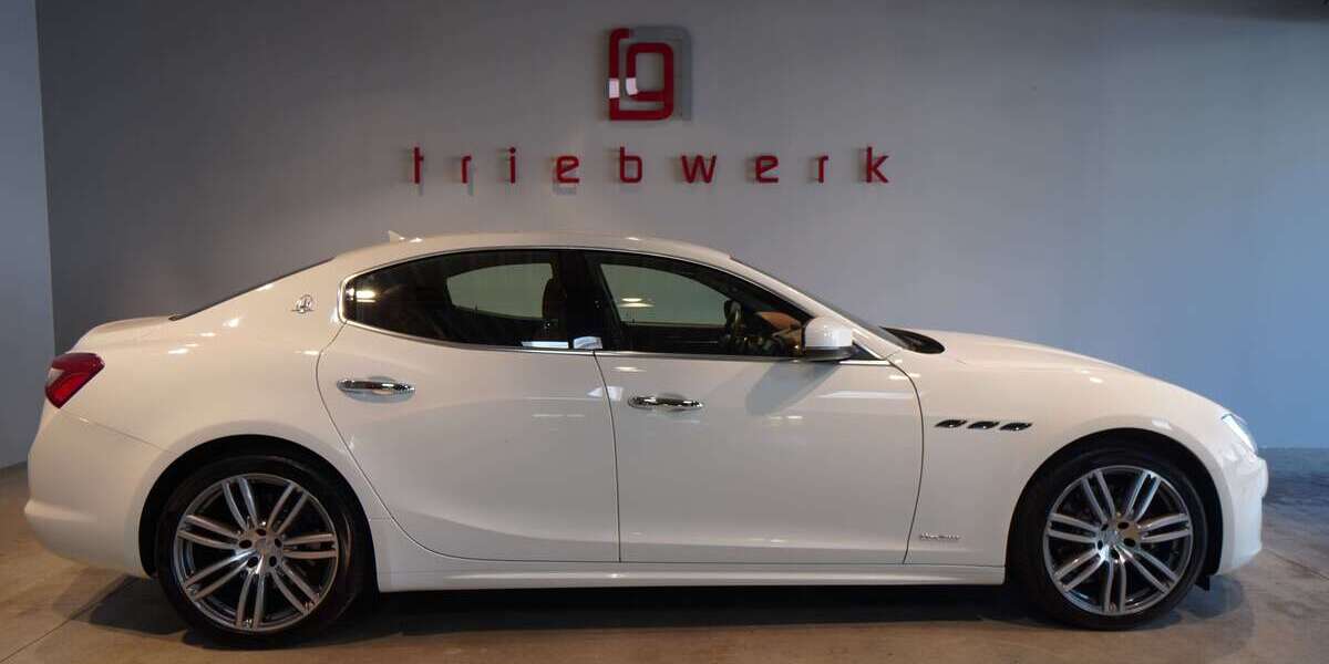 Maserati Ghibli 39.000 km 35.941 &euro; Duisburg 47228