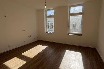 Wohnung Krefeld - 2.5 Zimmer, 50 m&sup2;, 570&euro; | Angebot:26032475