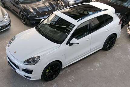 Porsche Cayenne 146.546 km 32.490 &euro; Düsseldorf 40237