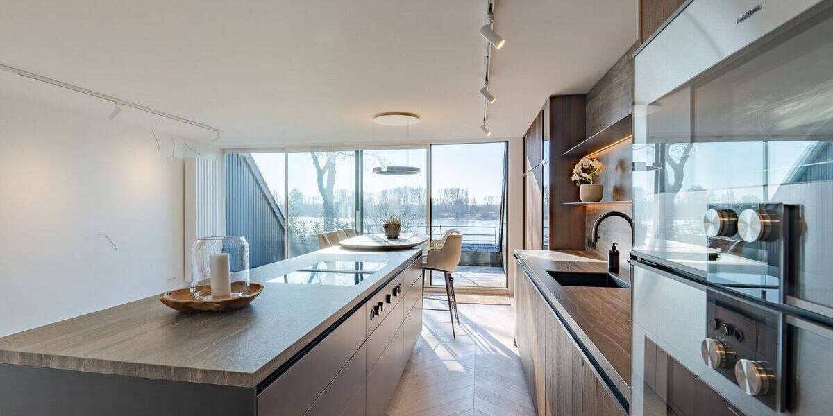 Etagenwohnung Düsseldorf Wittlaer - 3 Zimmer, 135 m&sup2;, 1.099.000&euro; | Angebot:25695557