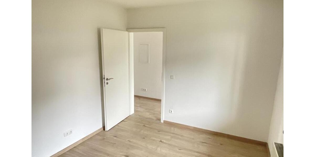 Erdgeschoßwohnung Duisburg Ruhrort - 3 Zimmer, 64 m&sup2;, 509&euro; | Angebot:25793780