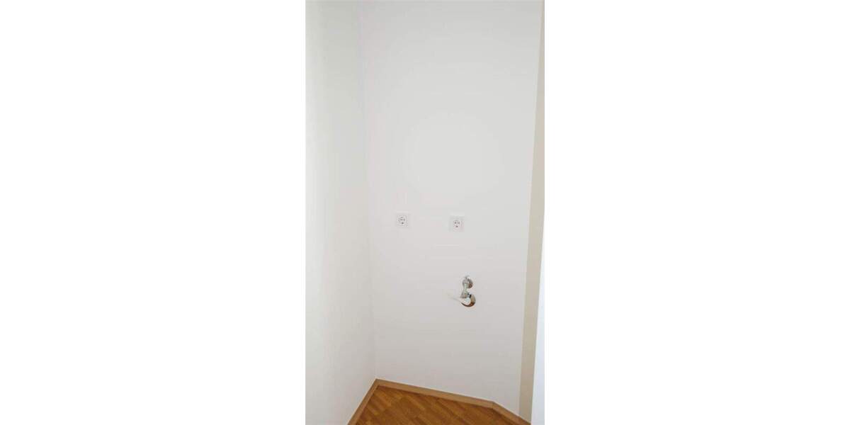 Etagenwohnung Düsseldorf Flingern Nord - 2 Zimmer, 74 m&sup2;, 1.249&euro; | Angebot:25865182