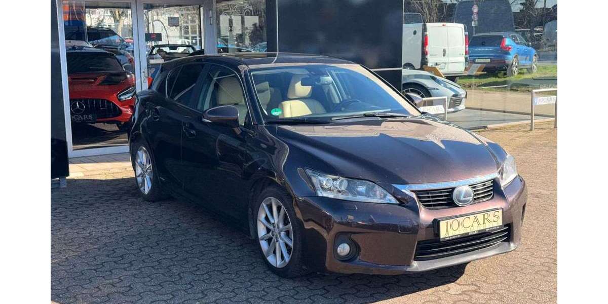 Lexus CT 200h 158.274 km 14.450 &euro; Kamp-Lintfort 47475