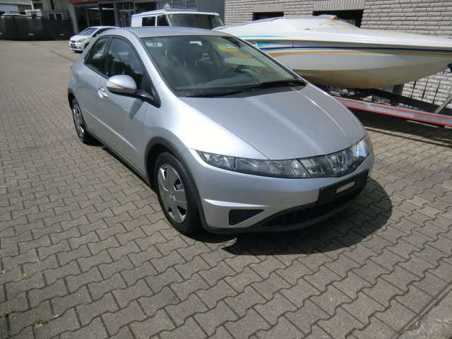 Honda Civic 128.881 km 2.700 &euro; Essen 45326